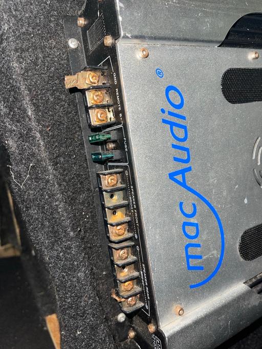 Vehicles East London Havering - Photos for Mac Audio car amp MX 4000