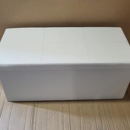 Extra Large Faux Leather Stitched Ottoman White

💥ExDisplay💥See pictures

H50cm W100cm D40cm

💥 Check our other furniture💥