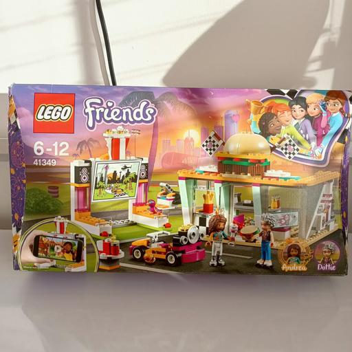 Buy & Sell Wiltshire Swindon - Photos for Lego Friends Drifting Diner Full Set