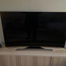 TV with curved display. The TV control is missing. Universal or Apple TV works just fine. Been hanging on a wall but there’s a footing included. New screws would be advised.
UE55HU8205