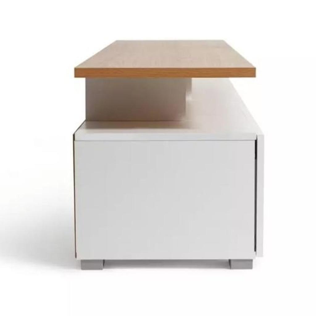 Habitat Floating Large 180cm TV Unit - White

🔶New/other. Flat packed in the box🔶

Made from foil faced chipboard with a wood effect finish.
Size H 45, W 180, D 41.2cm.
Weight 50kg.
3 drawers with metal runners.
2 media storage sections.
Largest height of media equipment sections 12.3cm.
Easy cable access.
Suitable for screen sizes up to 75in.
Maximum weight of TV 40kg

🔶 Check our other items🔶