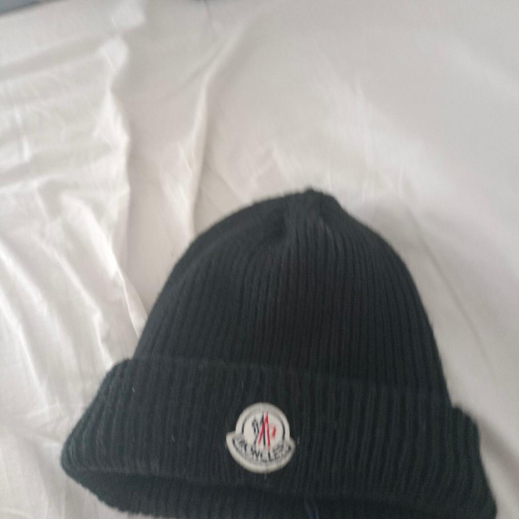 Ich verkaufe meine Mütze für 15€