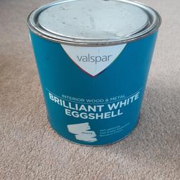 New and unused Valspar 2.5L brilliant white eggshell paint10