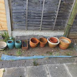 Variety of Ceramic Plant Pots. 8 in total