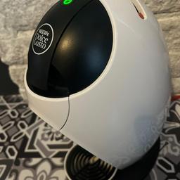 dolce Gusto coffee machine in excellent condition