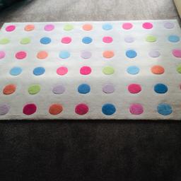 White spotty rug
Oriental hand tufted.
110 centimetres x 70 centimetres
Made in China
Originally from John Lewis
Smoke free/pet free home

No PayPal payments or bank transfers.
No posting items, no offers.
Do not reply saying you'll send GLS or any other courier with cash.
Buyer to view the item to check & agree condition.
Cash on collection from B90 only