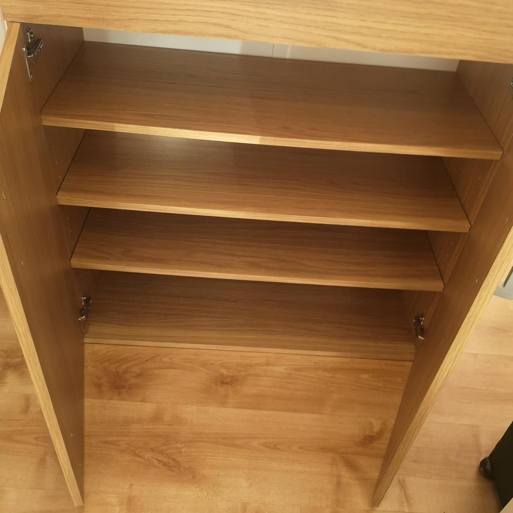 WIDTH 80CM
DEPTH 33CM
HEIGHT 87CM

WOODEN UNIT
IDEAL FOR SHOES AND TRAINERS
GREAT CONDITION

LOCATION: HAMMERSMITH

QUESTIONS? GET IN TOUCH