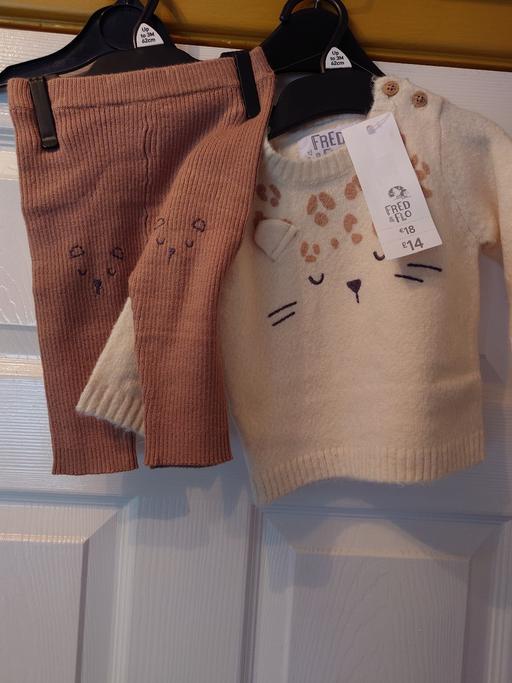 Buy & Sell Leicestershire Charnwood - Photos for Babies 2 piece jumper set size up to 3 months