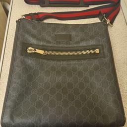 Great condition official Gucci bag bought from Flannels.