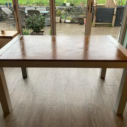 Oak and grey extending dining table 90 x 150. Can seat 4 to 8 people.
2 extending leaves 30cm wide each leaf can be set at 4 seats 150cm, 6 seats 180cm and 8 seats 210cmm. Leafs stored in table frame. Has been dismantled into 3 pieces for easy transportation.
Some minor scratches due to ware and tare.
CHIARS NOT INCLUDED
COLLECTION ONLY