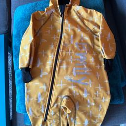 Kids all in one waterproof softshell puddle suit. In mustard/yellow colour. Front zip and fleece material on inside. Size 18-24months. Name ‘Emily’ on front that reflects. Unused gift and never worn. Brand new, never worn. Cost about £40 brand new. Collection or delivery at buyers expense. Sensible offers will be considered. Thanks for looking.