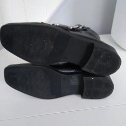 ankle boots
excellent condition 
worn approx 3 times