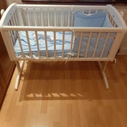 I'm selling a gently used swinging crib that's in fantastic condition.Please note, I'm unable to deliver, so pickup only. Contact me now to arrange a viewing

Buckskin