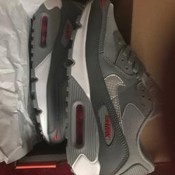 Brand new air max 90 Nike unisex grey and white
In box