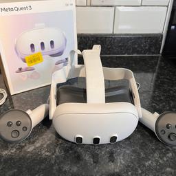 Quest 3 128gb VR headset. In excellent condition. Comes with remotes, charging cable and original box.