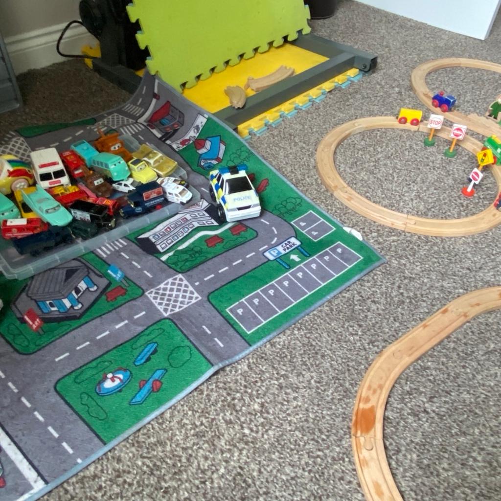 This is a set of three wooden train tracks and would have enough pieces to probably have two big ones.
The collection comes with everything in the pictures including the play mat and vehicles along with the wooden blocks and accessories.

This has come from my out of school club so has had many years of playing and still has many years left.

It would be a great add on to any collection and comes with the box and lid pictured.

I have wiped and washed everything but may still need a little wipe as this has come out of storage but cleaned and dried before packed away.