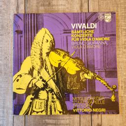 2 LP 
VIVALDI 
Sämtliche Konzerte für Viola D'amore 
Bruno Giuranna 
Viola D'amore 
Mitglieder der Staatskapelle Dresden 
Vittorio Negri

5 € bei Abholung 
Versand für zuzügl. 6,99 Euro innerhalb Dtl. möglich