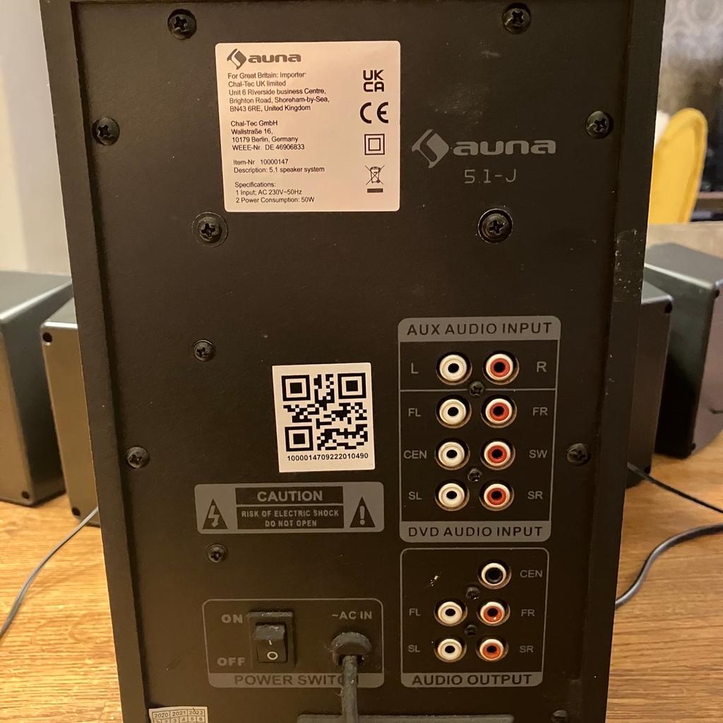 Auna 5.1 - JW 5.1 Surround Sound System Heimkinosystem!
Top Zustand! Alles wie im Bild beschrieben!