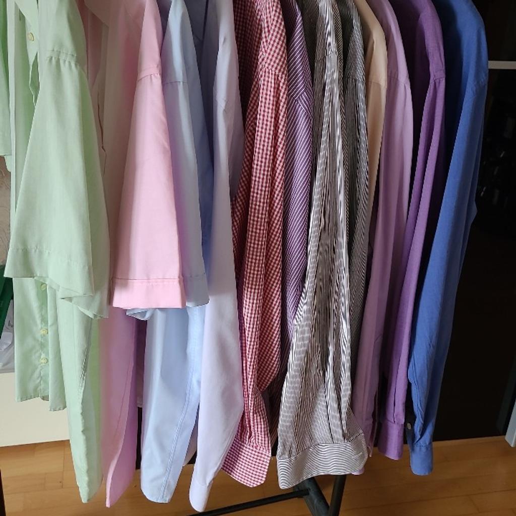 Die Hemden sind in sehr gutem Zustand, grösse 43,lang und kurz Ärmel,ab 15 Euro pro Stück
verschiedene Farben. gerne Versand.
Mehrkauf / Rabat