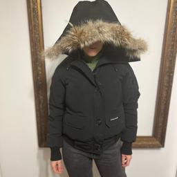 Amazing Canada goose chilliwack bomber, price in store is about 1500 euro.