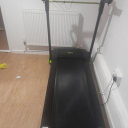 hi i have for SALE a TREADMILL OPTI which is i very good contition no foults or funny noises it works perfectly‼️the reason that am selling it because theres no space. COLLECTION ONLY ‼️ any question please whatsapp me ( 07985725988 )