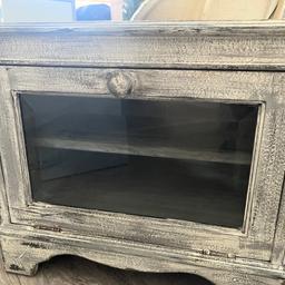 Tv stand - good clean condition- Was sent off to be professionally painted
