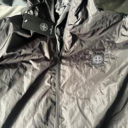 brand new with tags stone island jacket
rep however good quality