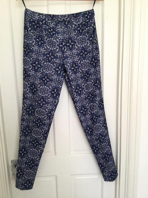 Buy & Sell South East London Croydon - Photos for New Look womens printed trousers Size 8