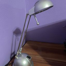 Tischlampe silber

12V, 20 W
Fußdurchmesser: 11,5 cm
Höhenverstellbar 26 - 45 cm