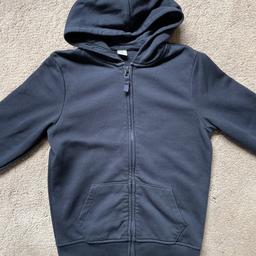 Unisex girls / boys 
Navy blue full zip hoodie
Ribbed cuffs and hem
Front pockets
From Tu School range
Good used condition

* PLEASE VIEW MY OTHER ITEMS - HAPPY TO COMBINE POSTAGE *

** FROM A SMOKE FREE HOME **