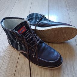 Two pairs of mens boots
VGC
£10 Total