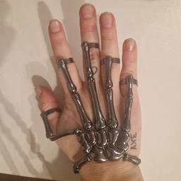 pair of skeleton ring/glove. I bought for Halloween but ended up using another costume.