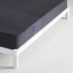 Casper Essential Double Mattress

💥New/other/exdisplay💥

Its simple really. We made an expensive mattress, that's not expensive – with support, breathability, and bounce all coming together in a streamlined two-layer build. 

Part of the Casper Essential collection. Contour cuts in the base layer let your shoulders sink in while supporting your hips. Hybrid foam construction – Top layer pairs breathability with a touch of softness and bounce
A base foam that reinforces the top layer to add durability. 
Medium firm feel
Zoned mattress
Knit cover with 
Mattress size W135, L190, D18cm
No-turn mattress
Easy care no turn mattress

💥Check our other items💥