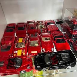 Verkaufe meine Ferrari Sammlung
F1 M.Schumacher
F1 verschiedene Fahrer
Ferrari Sport Auto
Und anderes 

Modell Auto Größe 1:18.  1:24 

Gesammpt 50 Auto Modelle
Dazu Figuhren, Fahne, TShirt, Mütze, und noch mehr …

Verkauf nur Komplett 
1000€