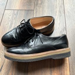 Brogue style shoes for every day wear.

High quality Clarks lace fasten.

From the office to the town.