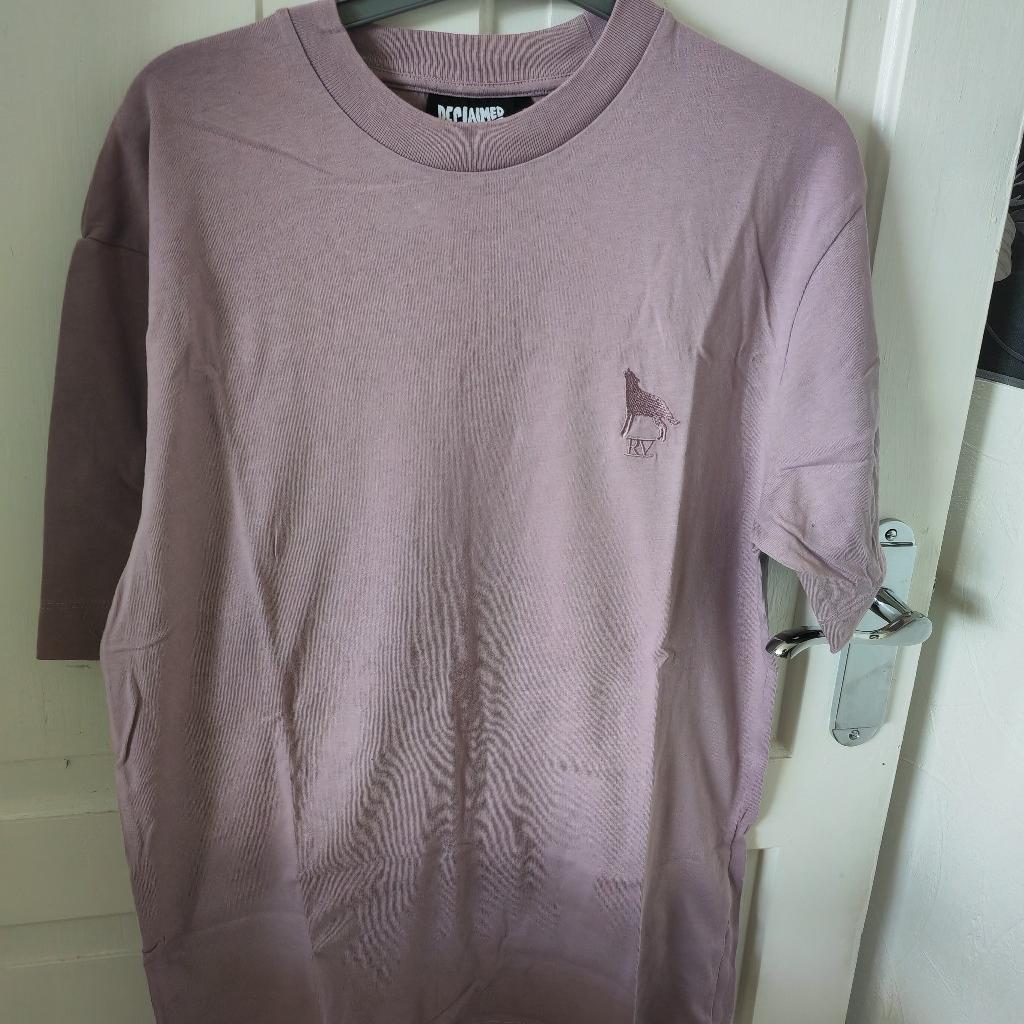 Mens/Teens mauve (not purple) size S short sleeve top From Reclaimed vintage in excellent condition from smoke and pet free home collection only from Glascote