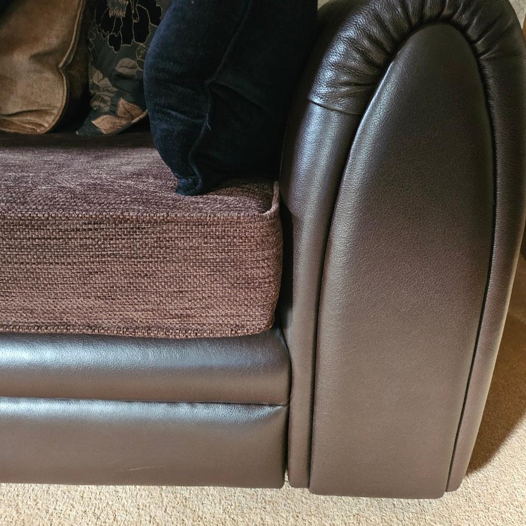 4 SEATER AND 2 X 3 SEATER DARK BROWN FABRIC AND LEATHER SETTEES
Settee
Big one
Length2700 mm
Depth 920mm
Height 800mm
Seat depth 750mm

3 seaters
Length 2000mm
Depth 900mm
Height 800mm
Seat depth 750mm
In excellent condition
Collection only