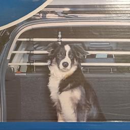 Trixie Auto Gitter zum sicheren Transport deines Hundes.
Original Karton und Beschreibung vorhanden.
Nur Selbstabholung
