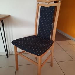 Stuhl aus Holz mit Sitzpolster
wenig benutzt
kein Versand möglich
