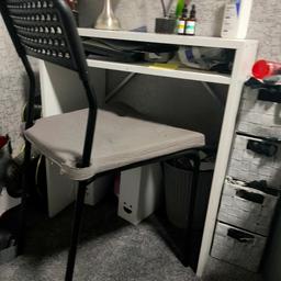 A white small desk ideal for a smaller room, good size for studying and regular office work. Comes with the chair (the chair comes with the cushion). In fantasic condition, has the odd wear and tear but otherwise lovely. Pick up only, no delivery. 