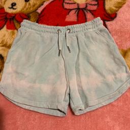 Girls shorts, size: 10-11years