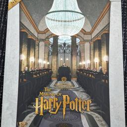 Harry Potter Warner Bros Buch der Studio Tour 2019
In Englisch, 67 Seiten
Nicht benutzt
Festpreis                                                                   Bezahlung mit PayPal möglich auf Freunde klicken,sonst fallen Gebühren an
Nichtraucherhaushalt
zuzügl. Verpackung und Versand 2,30€ oder Abholung   