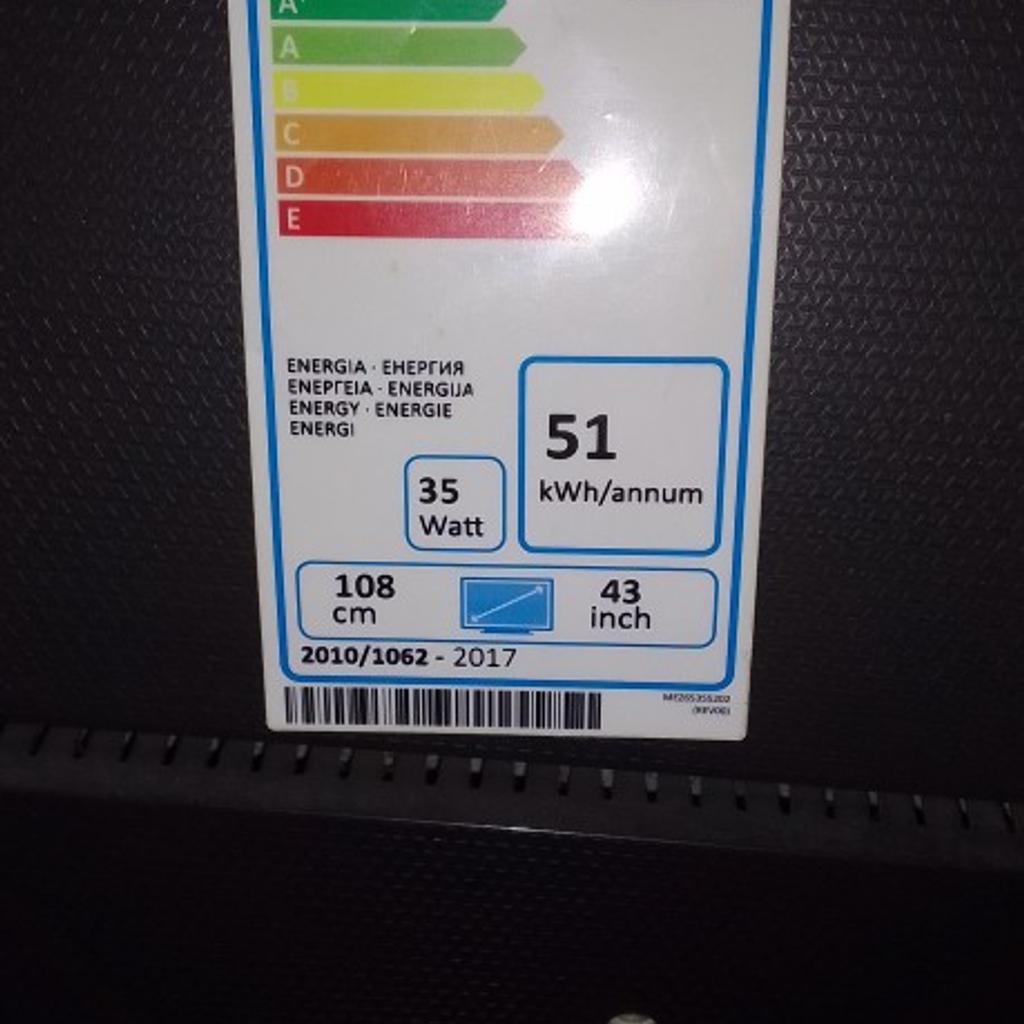 LG Flachbildferseher 43 (108)mit Originalverpackung & Fernbedienung
Funktioniert einwandfrei
Energieeffizienz A++
1 USB & 1 HDMI - Anschluss
kein Smart TV