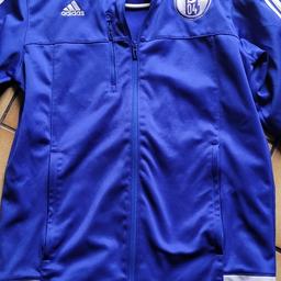 Ich verkaufe eine sehr schöne Jacke von Schalke 04 in der Größe M für
