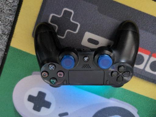 Buy & Sell Caerphilly - Wales Ochrwyth - Caerphilly - Photos for playstation 4 controller