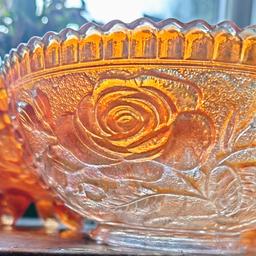 3 pieces of beautiful vintage/antique carnival glass in marigold colour.
1 small fruit bowl
1 three legged bowl
1 shallow crimped edge bowl.