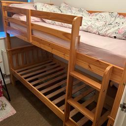Excellent condition
Smoke free home

Single bunk beds
Solid pine