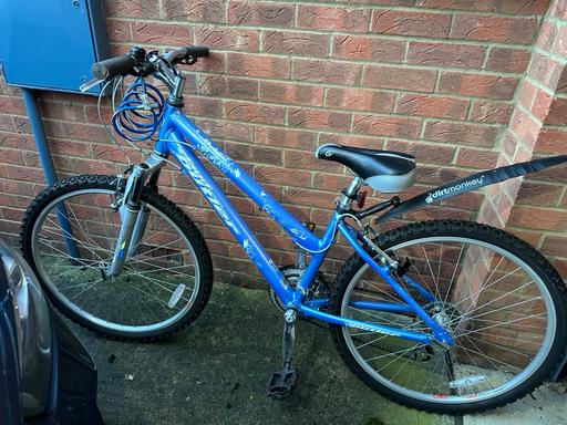 Buy & Sell Cambridgeshire Huntingdonshire - Photos for Women’s Blue Claud Butler Bike