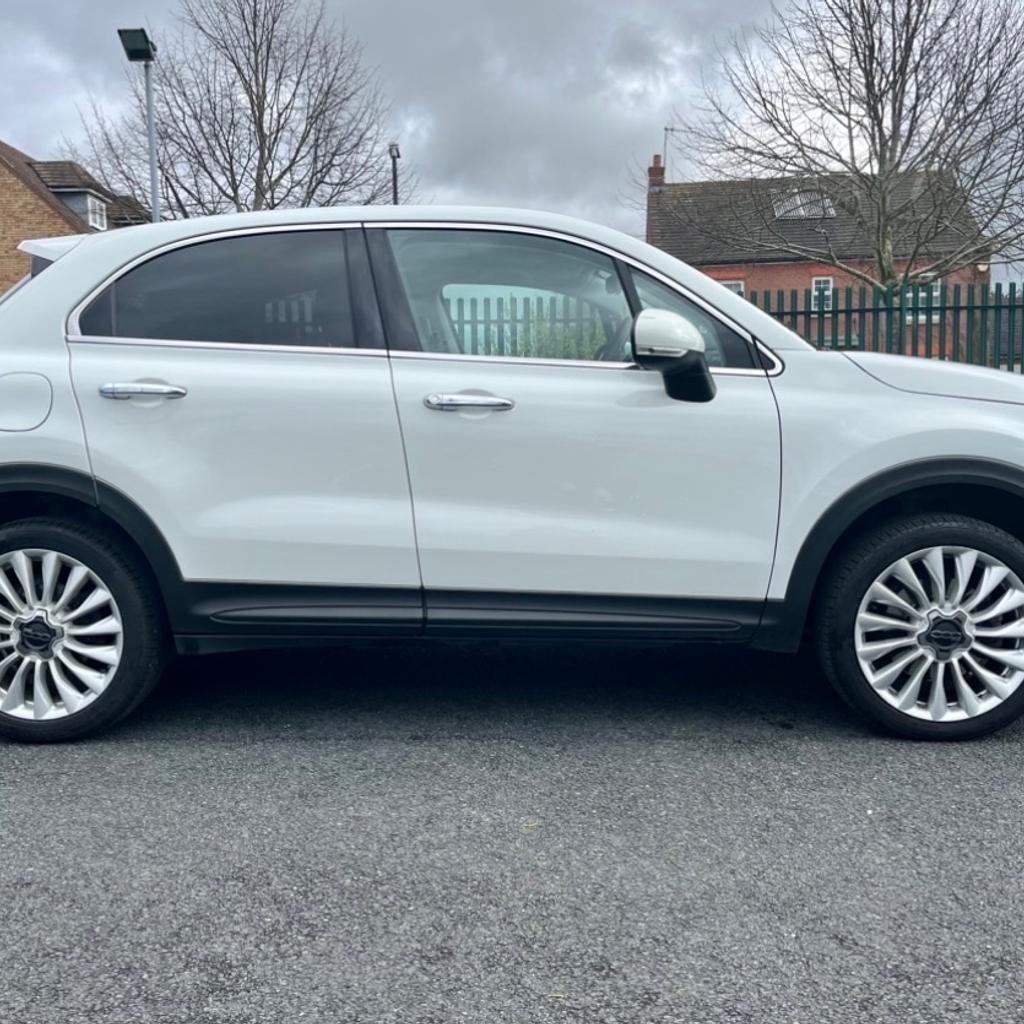 Fiat 500X 1.4 Lounge 2016
• 61k miles
• 2 keys
• full service history
• 6+ MOT
• 2 Owners
• V5 present
• Satnav
• Media / Bluetooth
• great family car
• Half leather seats ( great condition)
• Aircon
• cruise control
• cooled glovebox
• leather steering wheel
• Body coloured dash

£7250

Please no time wasters / scammers

Please message me if you would like more information about the car.