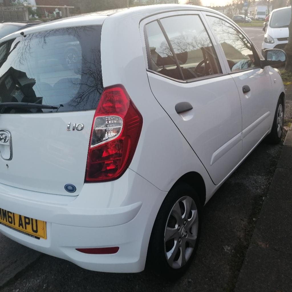 HYUNDAI I10 12 CLASSIC HATCHBACK. VERY GOOD CONDITION IN SIDE AND OUT, DRIVES BRILLIANT VERY SMOOTH. IDEAL FIRST CAR, CHEAP ROAD TAX 20. CHEAP INSURANCE. MOT EXPIRES 26 AUGUST 2024. IT HAS MINOR DENT ON PASSENGER SIDE. HPI CLEAR, ANY INSPECTION WELCOME.